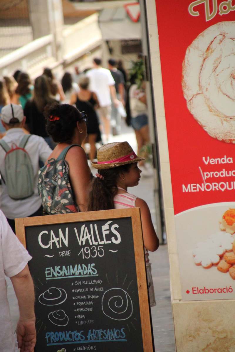 Can Vallés, la plus ancienne pâtisserie de Mahón, fondée en 1935